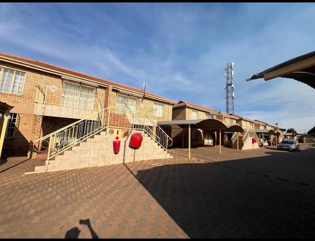 2 BEDROOM APARTMENT FOR SALE IN HELIKONPARK